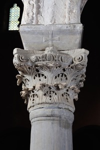 Kapitel arkature Eufrazijeve bazilike (6. na sjevernoj strani)