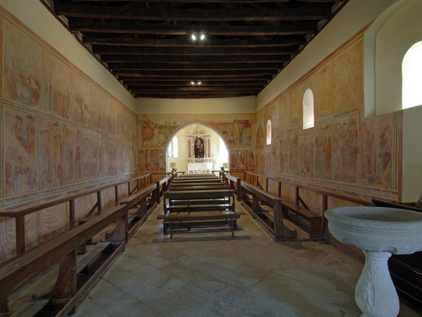 Zidne slke u crkvi, pogled prema istoku